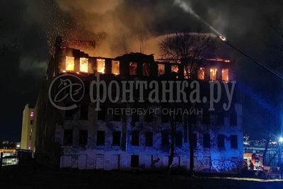 Пожар на Обуховской Обороны ликвидирован под утро