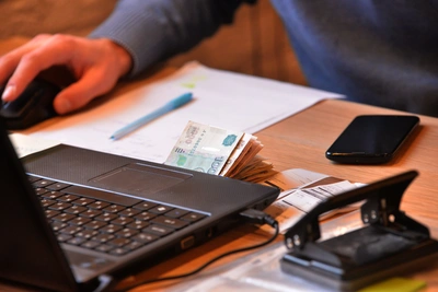 Уральцы делятся неловкими моментами на работе