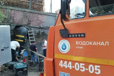 В Сочи завершили аварию на водоводе, но вода не у всех