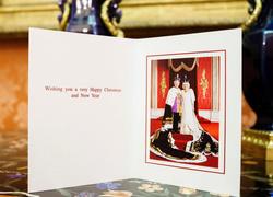 «Властелины мира»: почему рождественская открытка короля Карла и Камиллы разозлила фанатов
