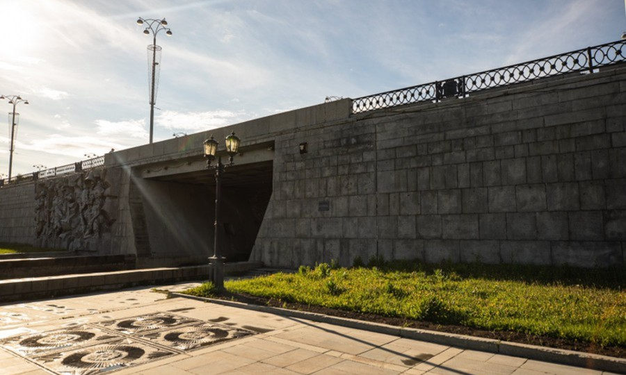В Екатеринбурге объявили конкурс эскизов для горельефа в Историческом сквере