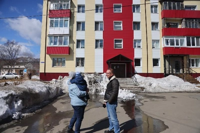 Губернатор Лимаренко проверил благоустройство в Макарове