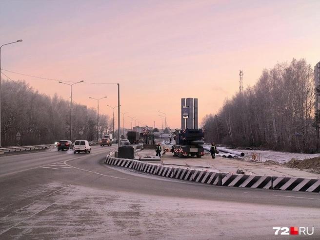 В Тюмени из-за строительства новой развязки почти на год перекрывают улицу