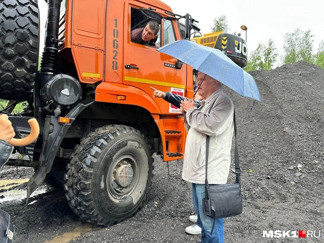 Дорожные работы у ЖК «Сказочный лес» | Источник: Андрей Кузнецов / MSK1.RU