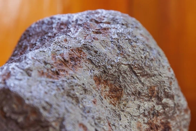 Жители Алтая продают обломки метеоритов за миллионы