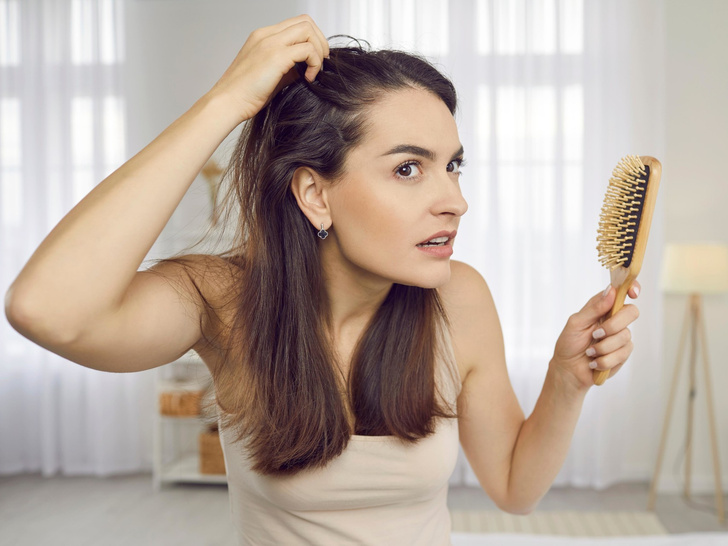 Ломаются и редеют: как сохранить густоту волос после 40 лет — 6 секретов, о которых вы не знали