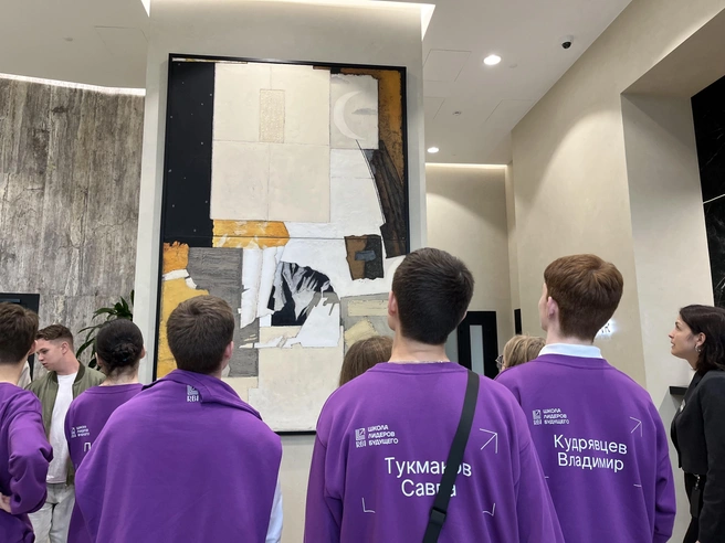 Инвестиция в будущее: талантливых петербургских 10-классников приглашают в «Школу лидеров» | Источник: предоставлено ООО «ХОЛДИНГ ЭР-БИ-АЙ»