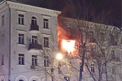 В Москве загорелся жилой дом 1917 года постройки