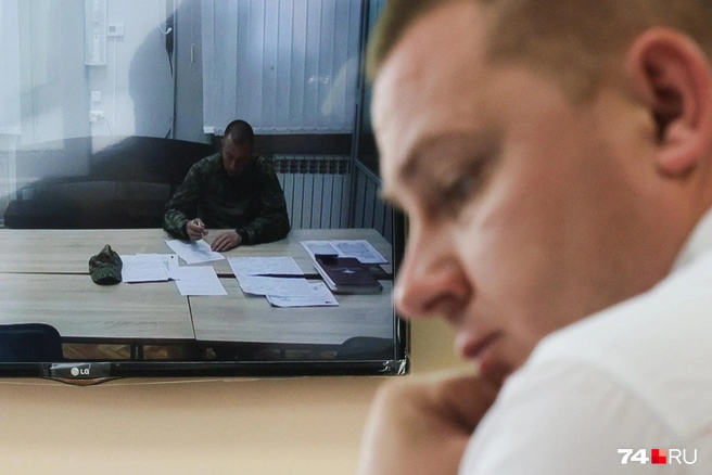 Меньшенин по ходу заседания делал пометки и даже зачитывал документы | Источник: Наталья Лапцевич