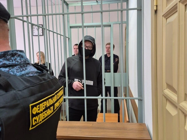 Александр подписал контракт после оправдательного приговора | Источник: Руслан Султангулов / E1.RU