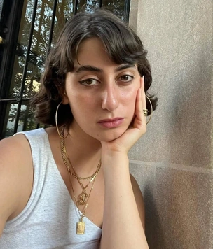 Как выглядит и чем занимается жена мэра Нью-Йорка Рама Дуваджи, которую называют «первой леди поколения зумеров»