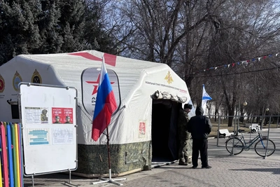 700 астраханцев посетили пункт отбора на контрактную службу