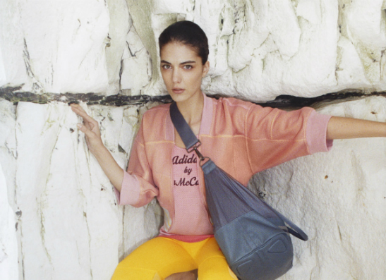 Adidas by Stella McCartney представил новую коллекцию одежды и аксессуаров | thegirl.ru