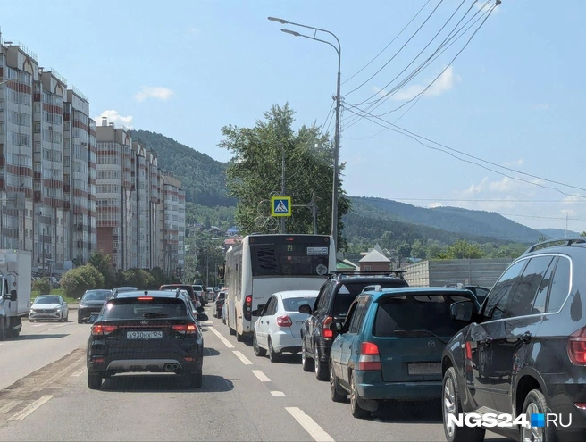 Горожане решили уехать из города | Источник: Мария Ленц / NGS24.RU