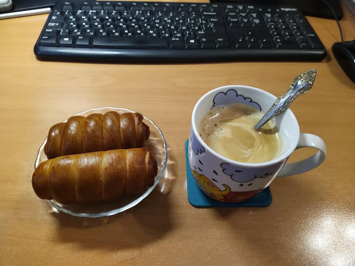 Разбор завтрака с диетологом Садыковым: «Не обязательно утром есть горячее»