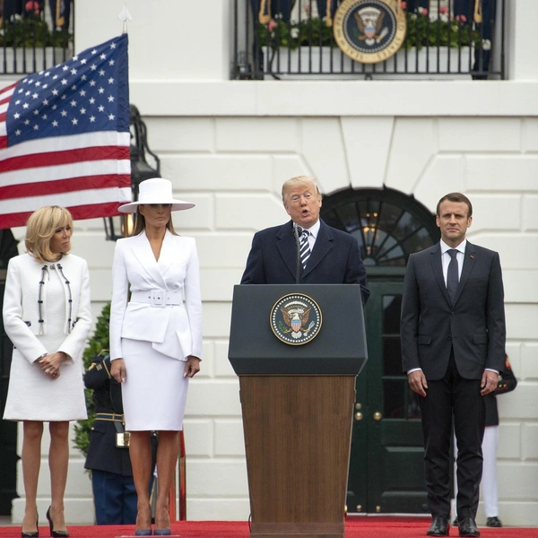 Мелания Трамп: фото, Мелания Трамп стиль, Мелания Трамп шляпы, Мелания Трамп образы | Источник: Legion Media