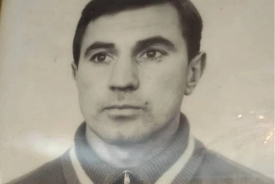 Boxing Champion Questions Coach Oleg Chekhov's Suicide