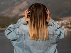 Сначала придумала версию о проникшем в жилье мужчине: 13-летняя школьница зарезала маму в Петербурге