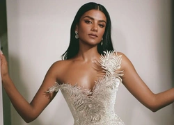 Звезда «Бриджертонов» Симон Эшли теперь певица