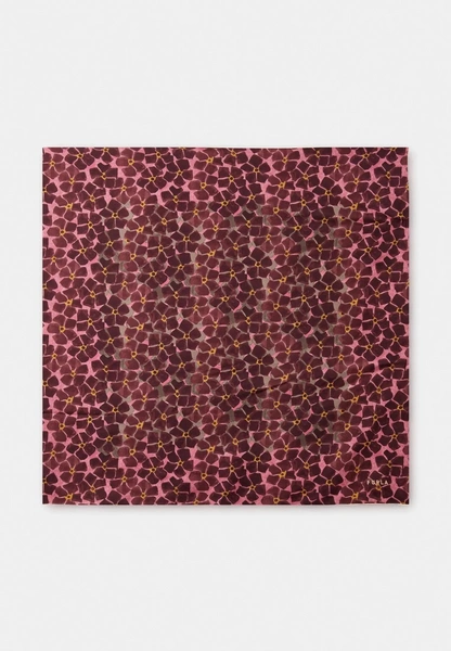 Что обязательно должно быть в вашем гардеробе весной 2026 года