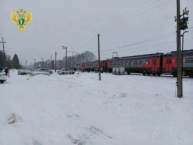 После аварии движение электропоезда приостановили. | Источник: Уральская транспортная прокуратура