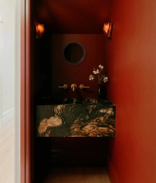 Неожиданно, но сдержанно: таунхаус в Сан-Франциско