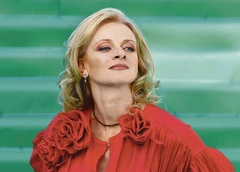 Анна Терехова со скандалом ушла из родного театра