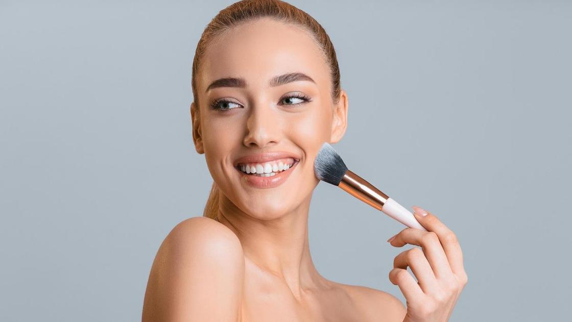 10 невесомых пудр с хорошим перекрывающим эффектом