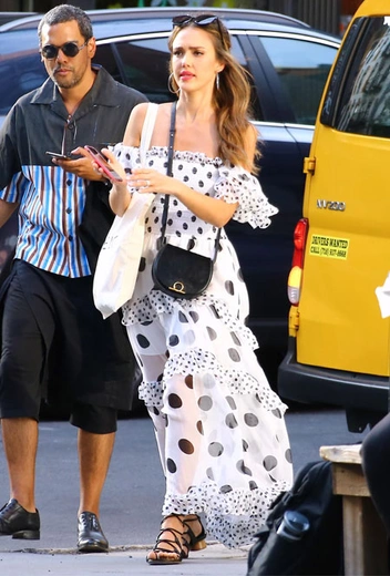 Джессика Альба