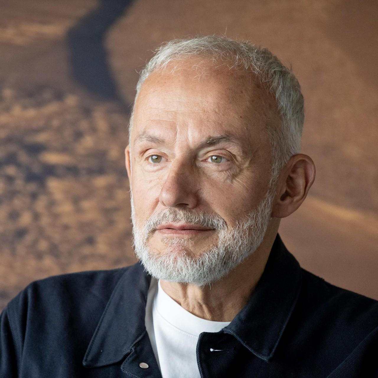 <p>Олег Нестеров</p>