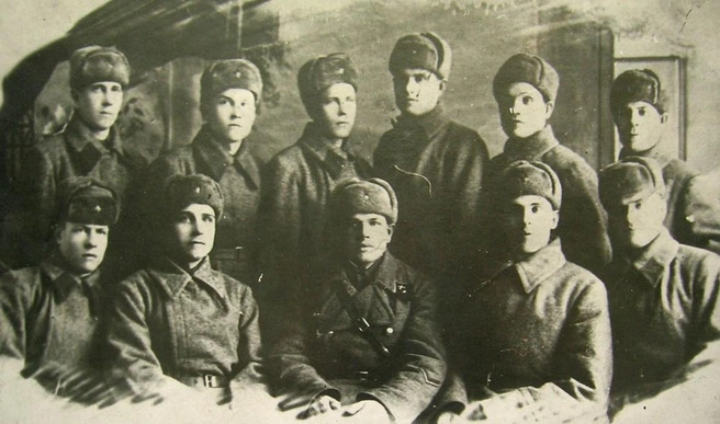 Николай Лунин с коллегами | Источник: предоставлено пресс-службой ЗСЖД