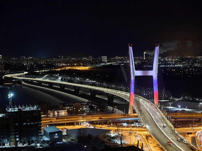 Рабочее движение на четвертом мосту открыли в декабре 2025 года | Источник: Александр Ощепков / NGS.RU