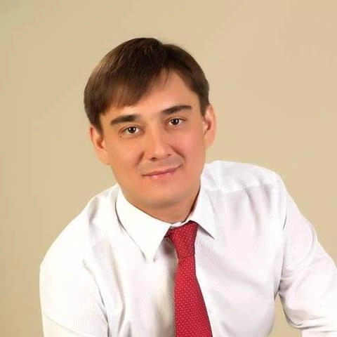 Марат Тимиров по образованию — экономист | Источник: Марат Тимиров / Vk.com
