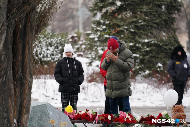 Горожане почтили память тихими молитвами | Источник: Евгений Горбачев / NGS42.RU