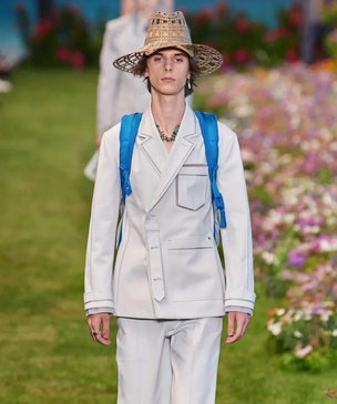 Цветы Дункана Гранта и много аутдора в новой мужской коллекции Dior SS23