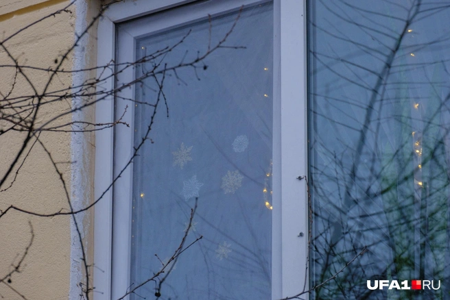 Здесь решили совместить со снежинками | Источник: Булат Салихов / UFA1.RU