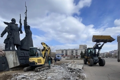 В Чите завершат ремонт мемориала и памятника к маю