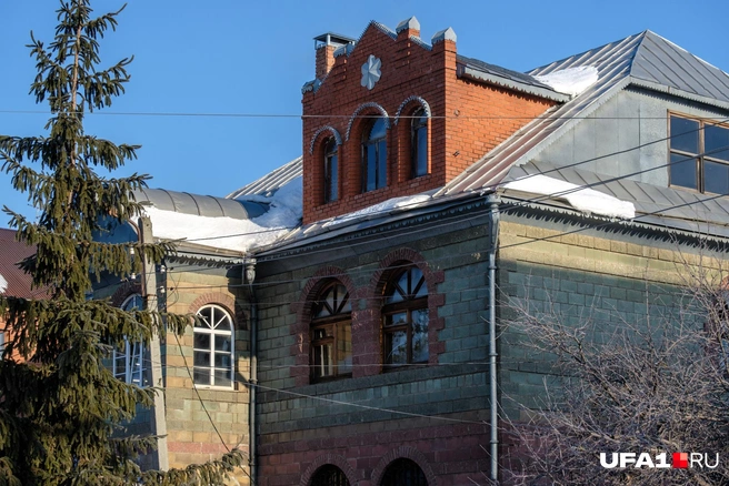 Шедевры местной архитектуры | Источник: Булат Салихов / UFA1.RU