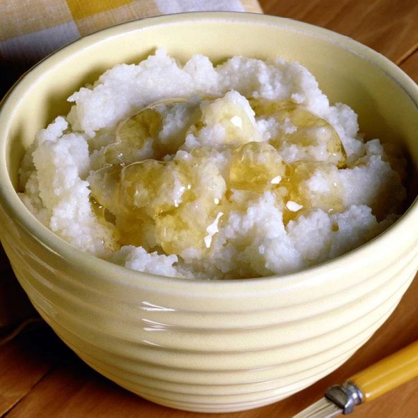 Рисовая каша с гранатовым сиропомАппетитный и очень сытный завтрак с восточным колоритом.Полный рецепт рисовой каши с гранатовым сиропом читайте по ссылке.