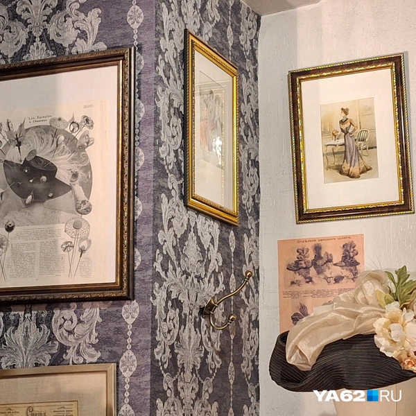 В салоне Ксения собирает то, что интересно ей самой и что хочется показать другим | Источник: Мария Борзева / YA62.RU