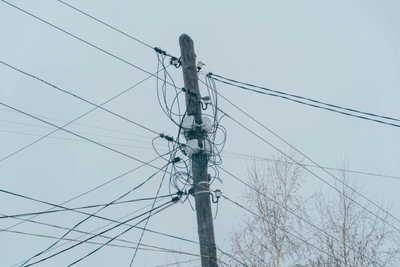 Ростелеком: грузовик повредил опоры в Североморске, оборвав кабель