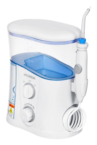 Стационарный ирригатор Hyundai H-01710Стационарный ирригатор Hyundai H-01710 — удобный и эффективный помощник в уходе за ротовой полостью и очищении зубов от налета и остатков пищи. Идет в комплекте с семью насадками, включая вращающуюся на 360 градусов для тщательного удаления налета. Частота пульсаций струи — 1700 импульсов в минуту.Где купить: hyundai-electronics.com.ru