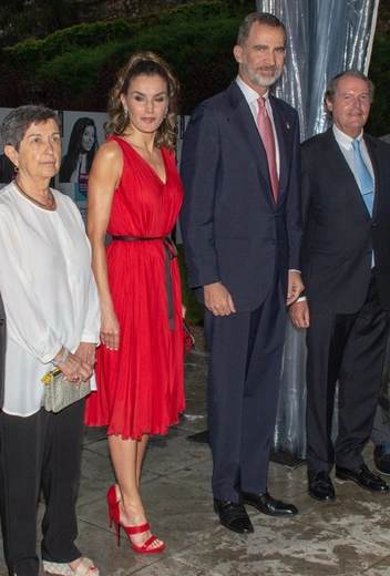 Король Фелипе VI и королева Летиция в Жироне, 28 июня | marieclaire.ru