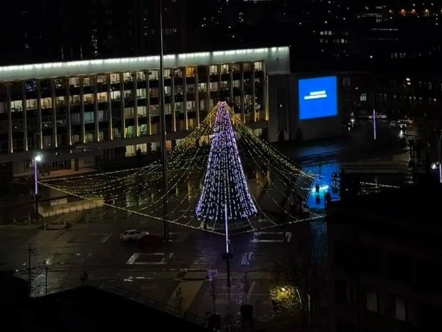 Так елка выглядит сверху | Источник: Krd.ru