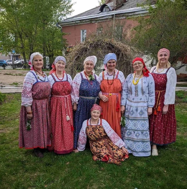 Участники фестиваля пермский ансамбль народной песни «Веретёнце» | Источник: «Деревня на Сибирском тракте» / Vk.com
