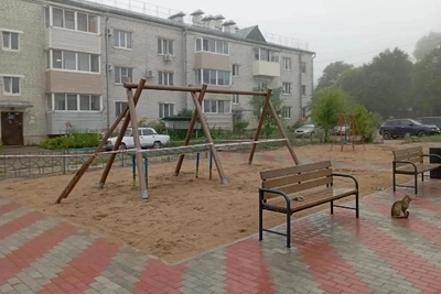 В Свободном благоустраивают два двора по госпрограмме
