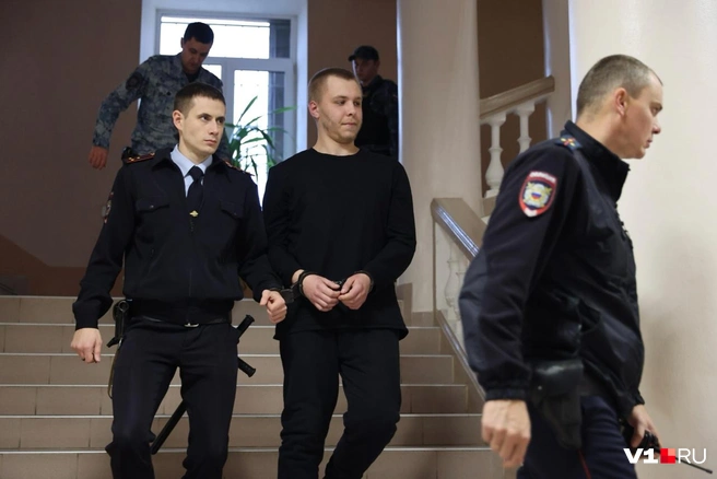 Никита Журавель готовится услышать приговор | Источник: Алексей Волхонский / V1.RU