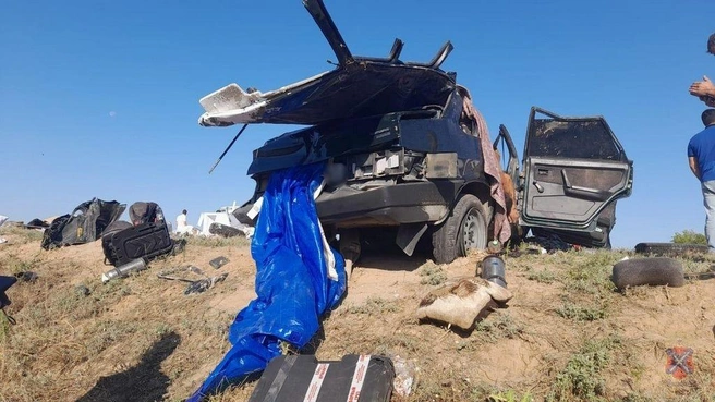 Автомобиль едва не скатился в кювет | Источник: ГУ МВД России по Волгоградской области