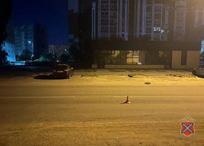 По предварительным данным, мальчик пересекал дорогу в неположенном месте | Источник: ГУ МВД России по Волгоградской области