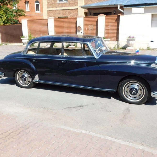 Mercedes W189 создавали, чтобы составить конкуренцию Rolls-Royce | Источник: Drom.ru